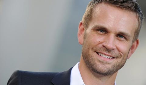  John Brotherton bumped up to series regular on Fuller House; gives OLTL shoutout